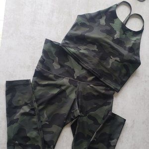 Old Navy Activewear set - Size L